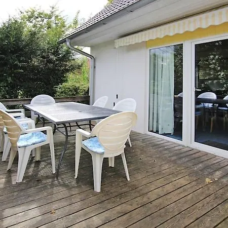Holiday home Im Mueritz-nationalpark In *