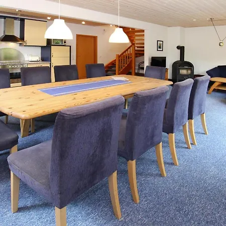 Im Mueritz-nationalpark In 度假居 *